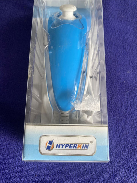NEW! Hyperkin Blue (M05506-BU) Controllers/Nunchucks For Nintendo Wii / Wii U